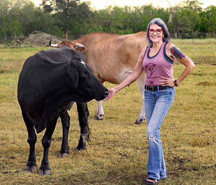 01-6a73a2ef00fd5__700 Renee with Rowdy Girl